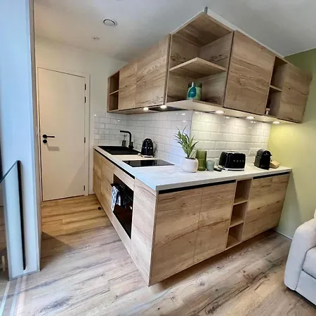 Lillehosts 1, Vieux Lille, Newly Renovated, Modern & Stylish Apartment, Perfectly Located