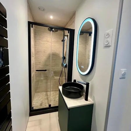 Lillehosts 1, Vieux Lille, Newly Renovated, Modern & Stylish Apartment, Perfectly Located ליל